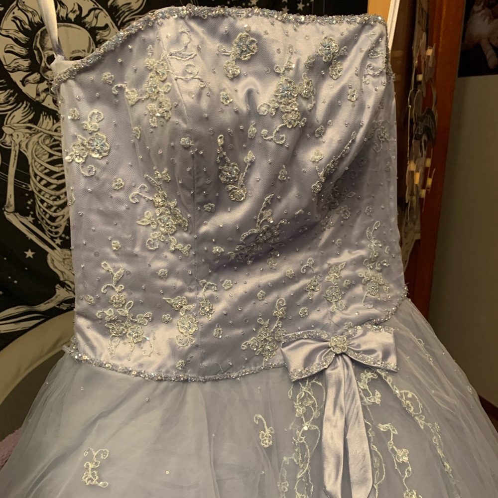 Prom dress - Picture 4 of 5